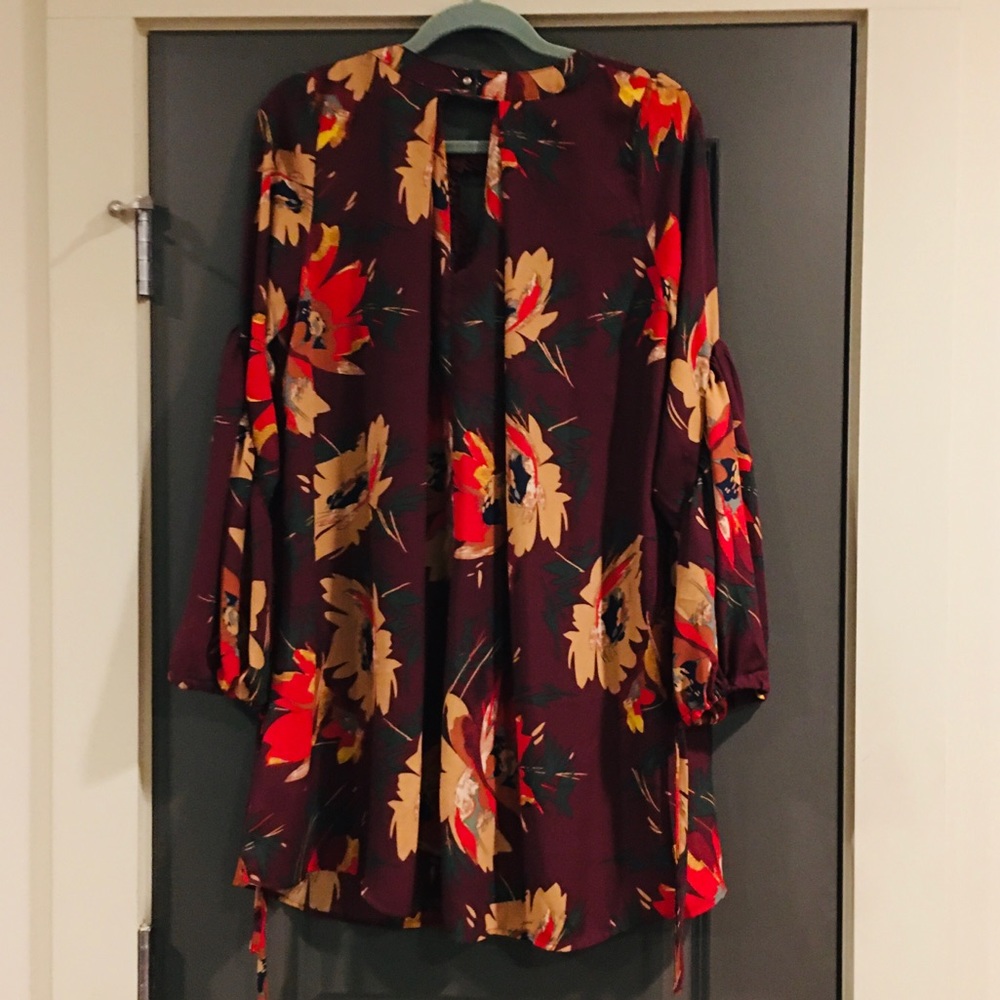 NWOT Umgee Size M Tunic Top